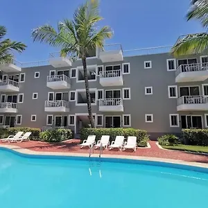 Caribbean Tropicana With Pool - Playa Los Corales Apartahotel